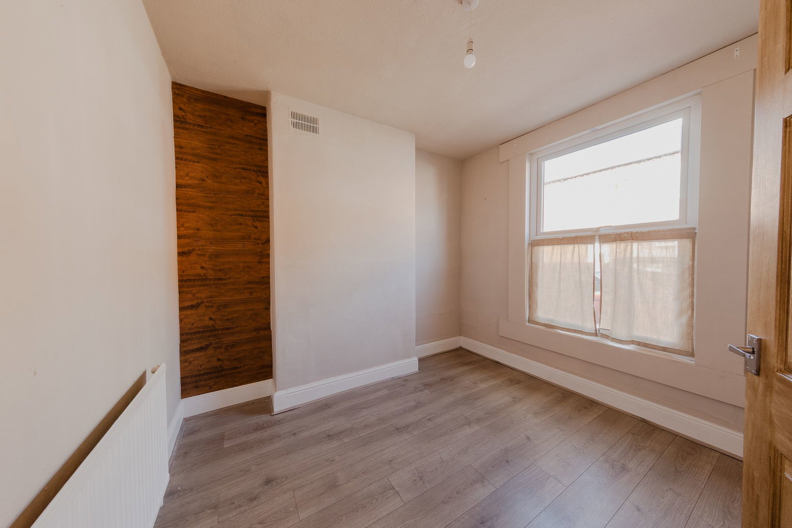 Terraced House in Milton Keynes