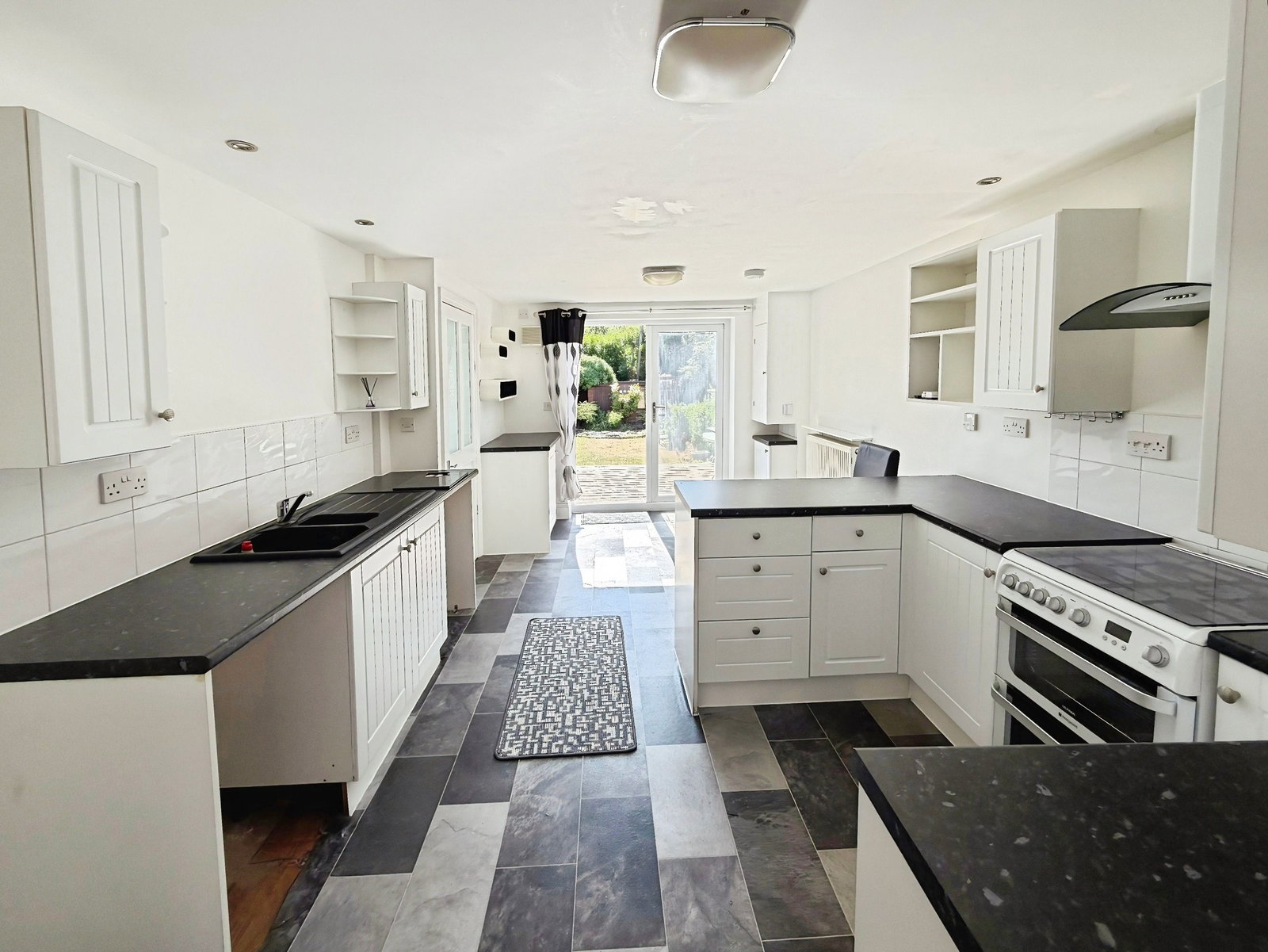 Terraced House in Llanelli 5