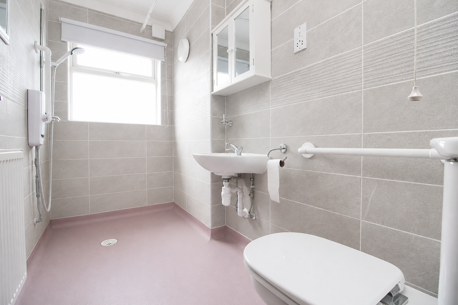 Semi Detached Bungalow in Ramsgate 5