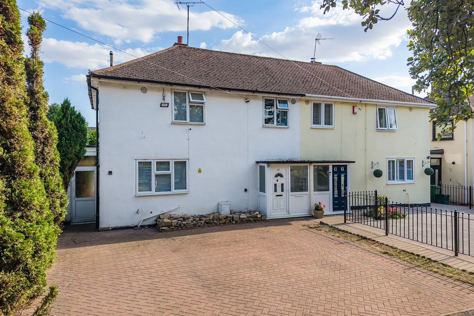 Semi Detached House in Cheltenham