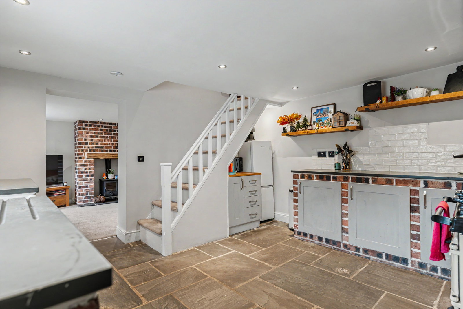 Semi Detached House for sale in Whitehaven, 2 Townhead Cottages, Sandwith, Whitehaven, CA28 9UH, 753 m²