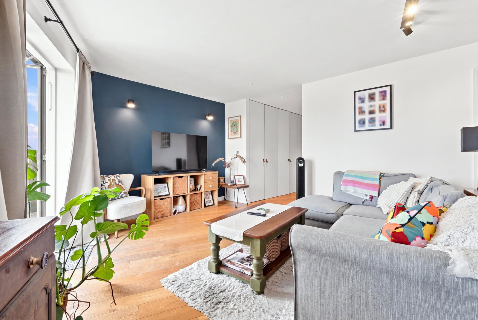 Flat for sale in London, Paxton House, South Norwood, SE25, 797 m²