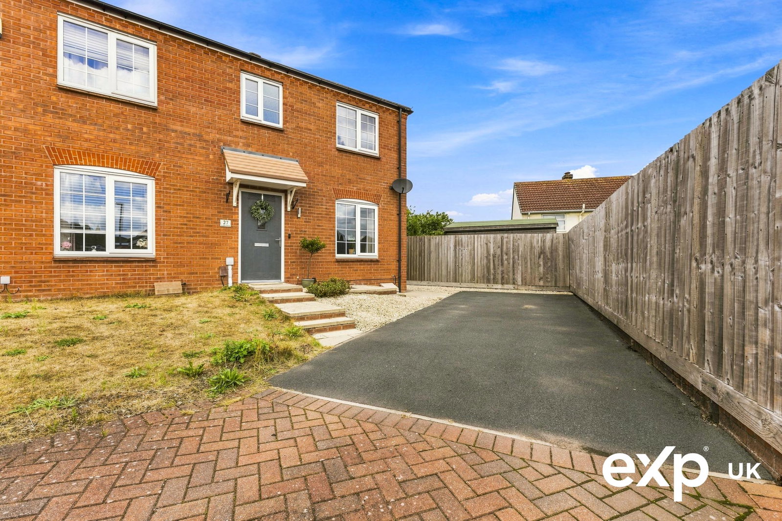 Semi Detached House for sale in Mansfield, Linnet Drive, Rainworth, NG21 0WL