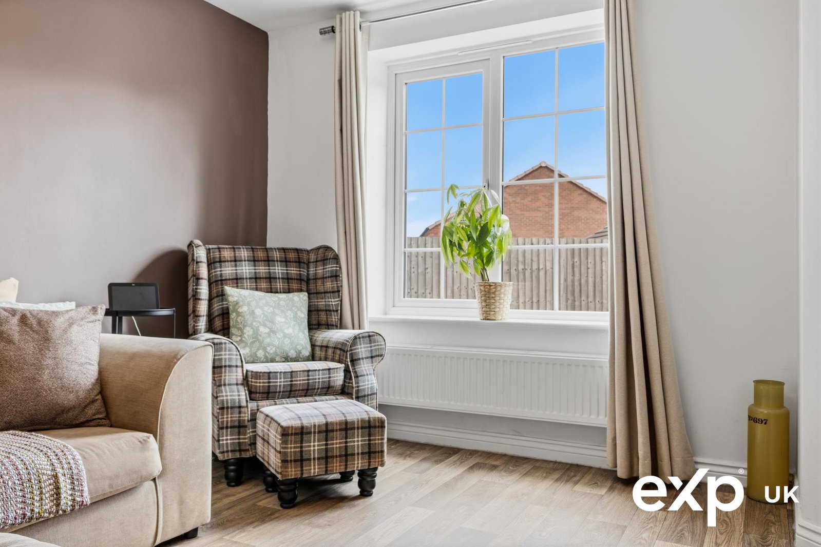 Semi Detached House for sale in Mansfield, Linnet Drive, Rainworth, NG21 0WL