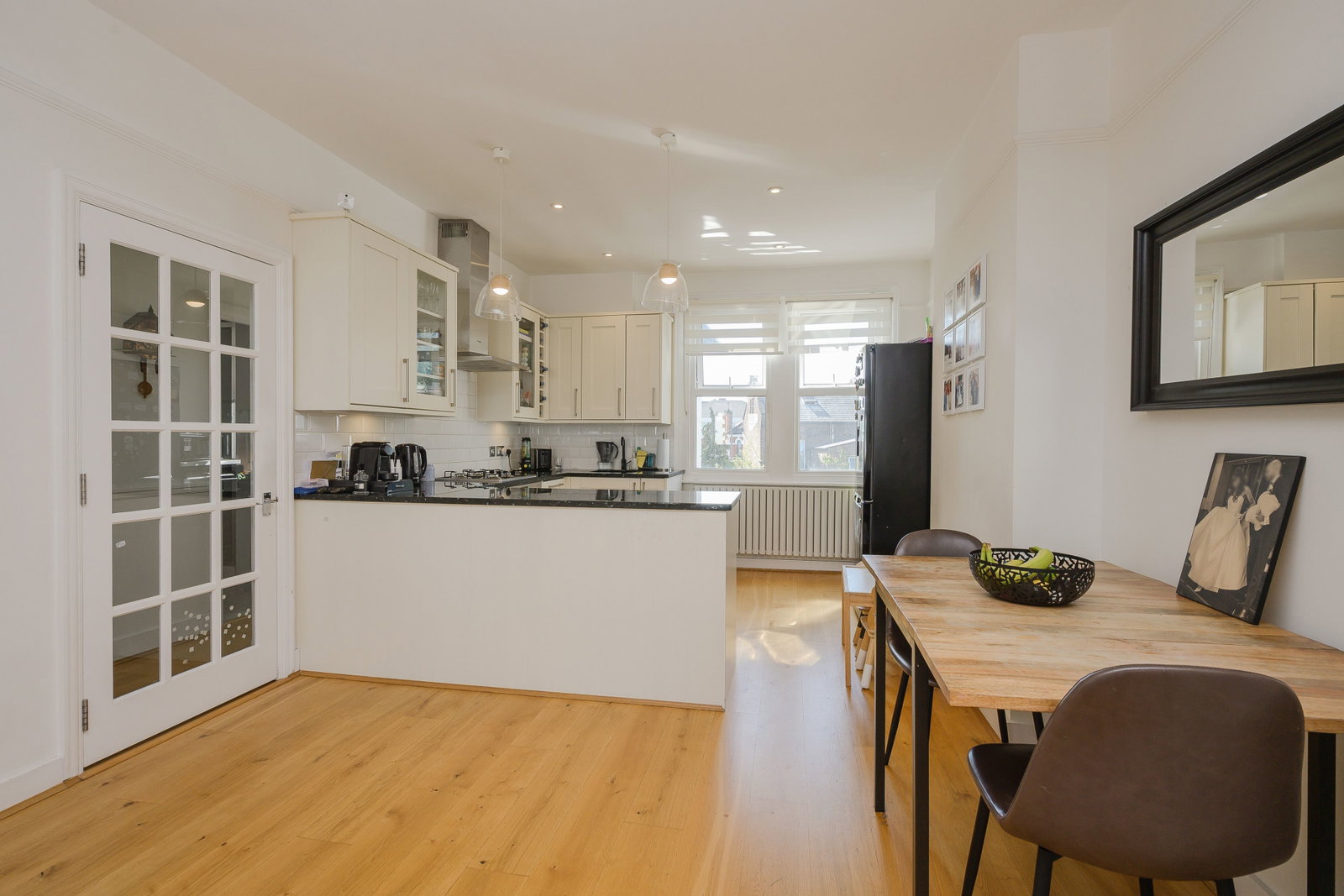 Maisonette for sale in Wimbledon, Compton Road, London, SW19 7QD, 1163 m²