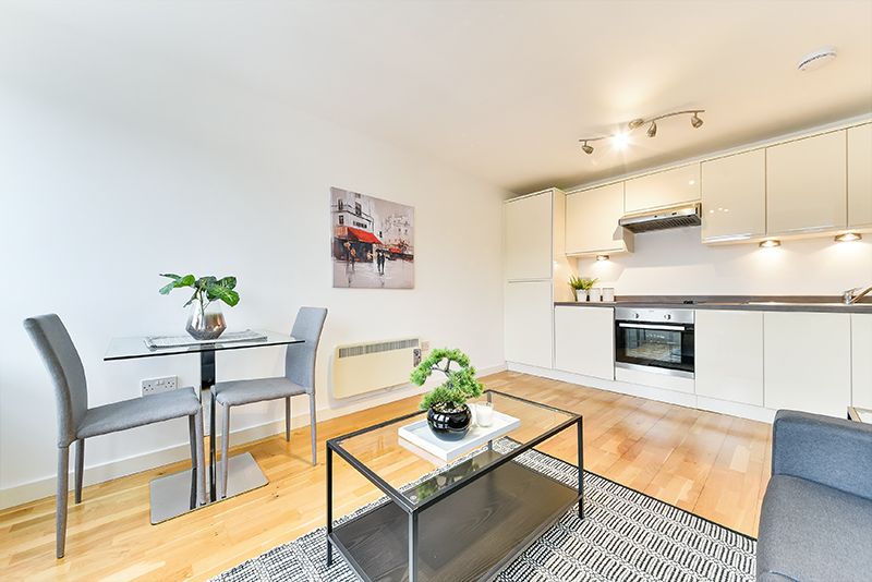 Flat in Twickenham 2