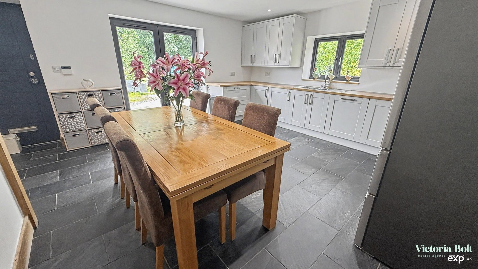 Detached House in Plymouth 4