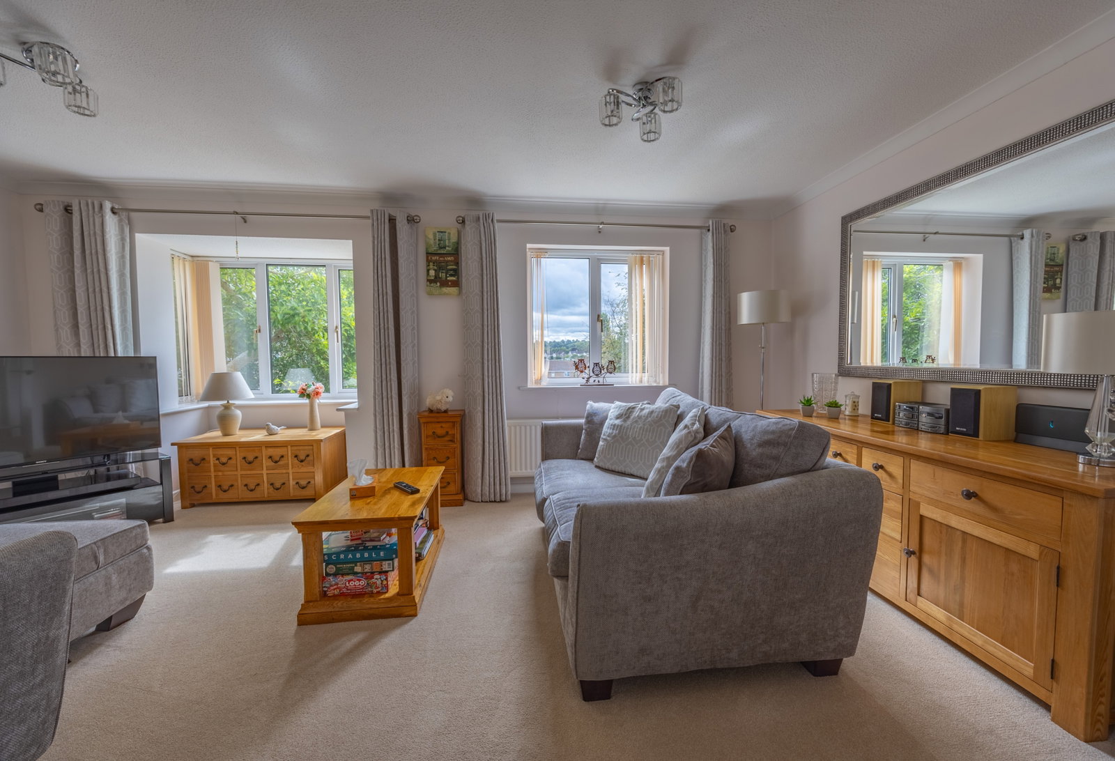 Detached House for sale in Radstock, Grace Drive, Midsomer Norton, Radstock, BA3 2TX, 1115 m²