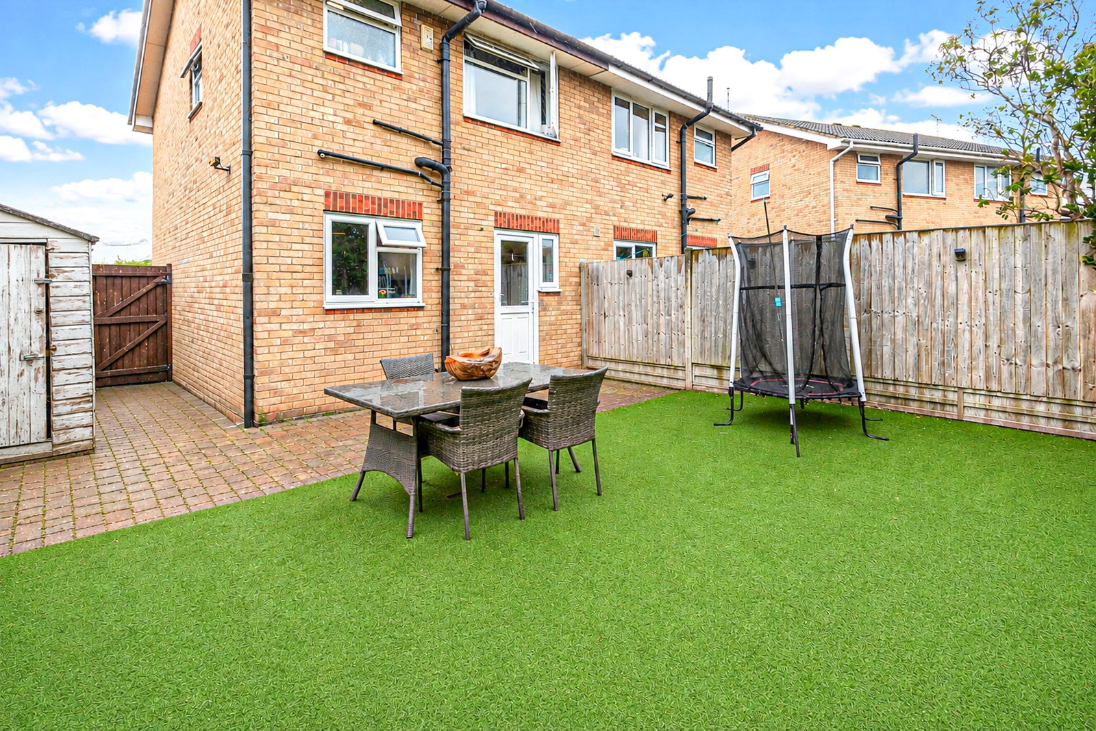 Semi Detached House for sale in Leicester, The Paddocks, Littlethorpe, Leicester, LE19 2JP