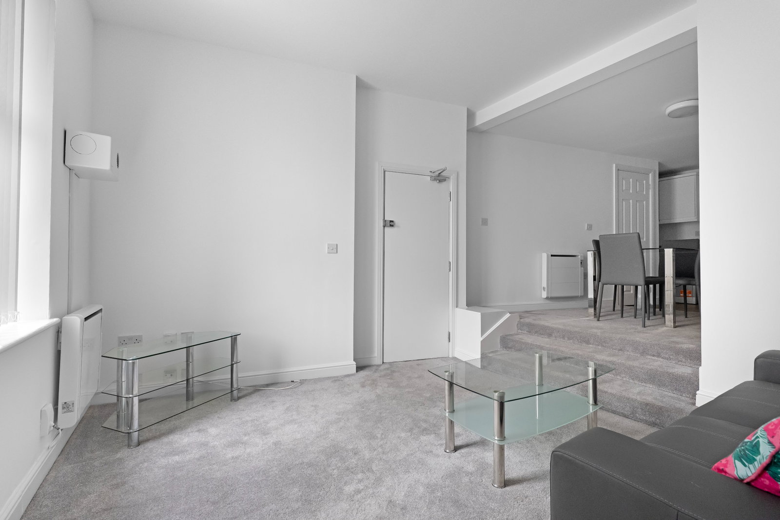 Ground Floor Flat for sale in Macclesfield, Park Green, Macclesfield, Cheshire, SK11 7NH, 495 m²