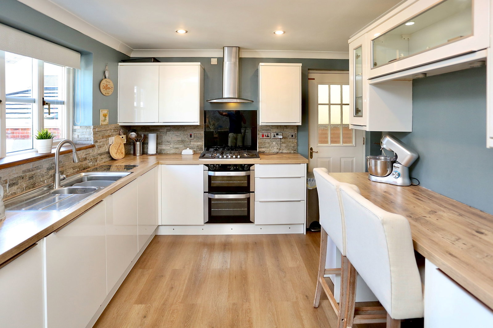 Detached House in Ebbw Vale 5