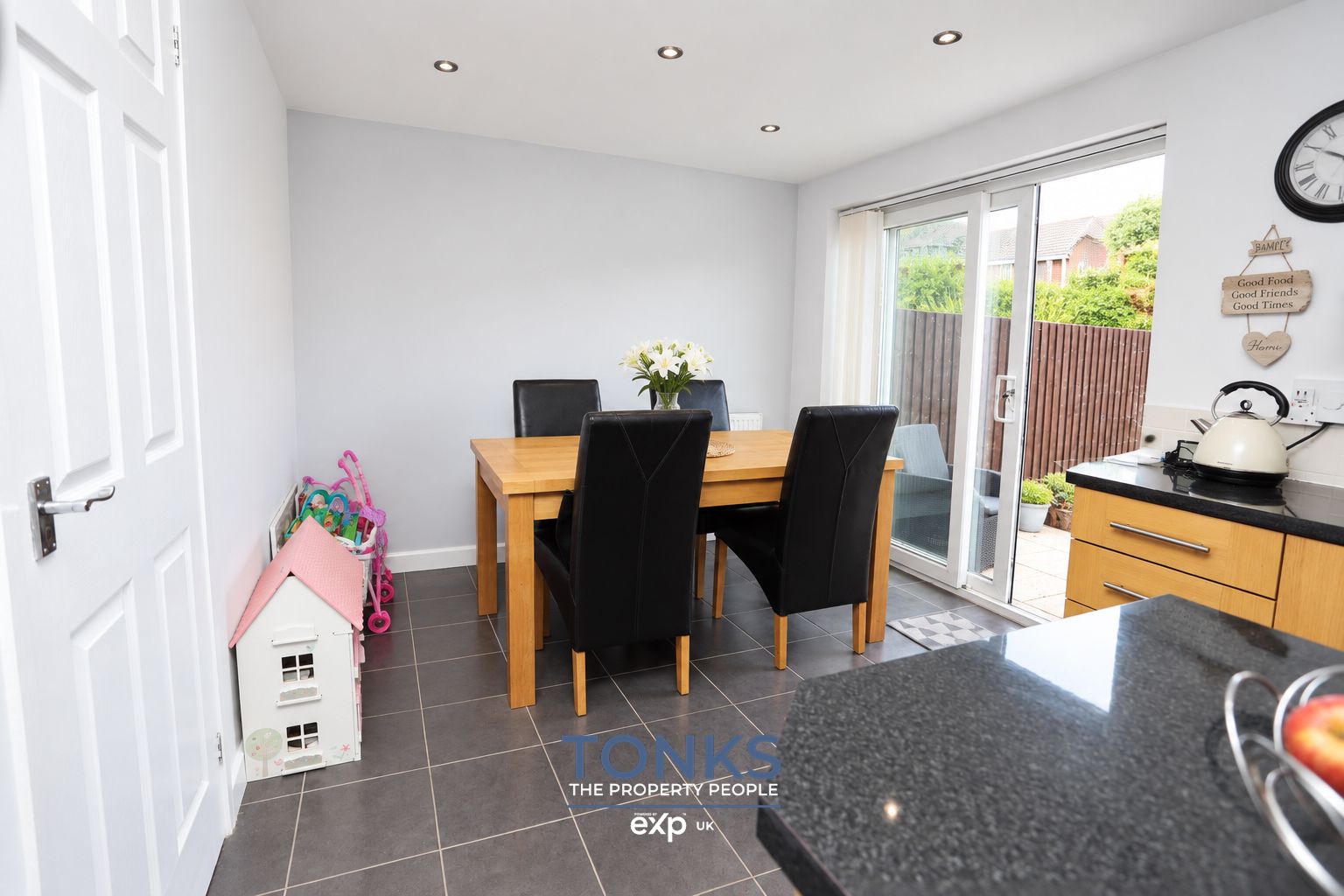 Semi Detached House for sale in Halesowen, Clifton Road, Halesowen, B62 9HB