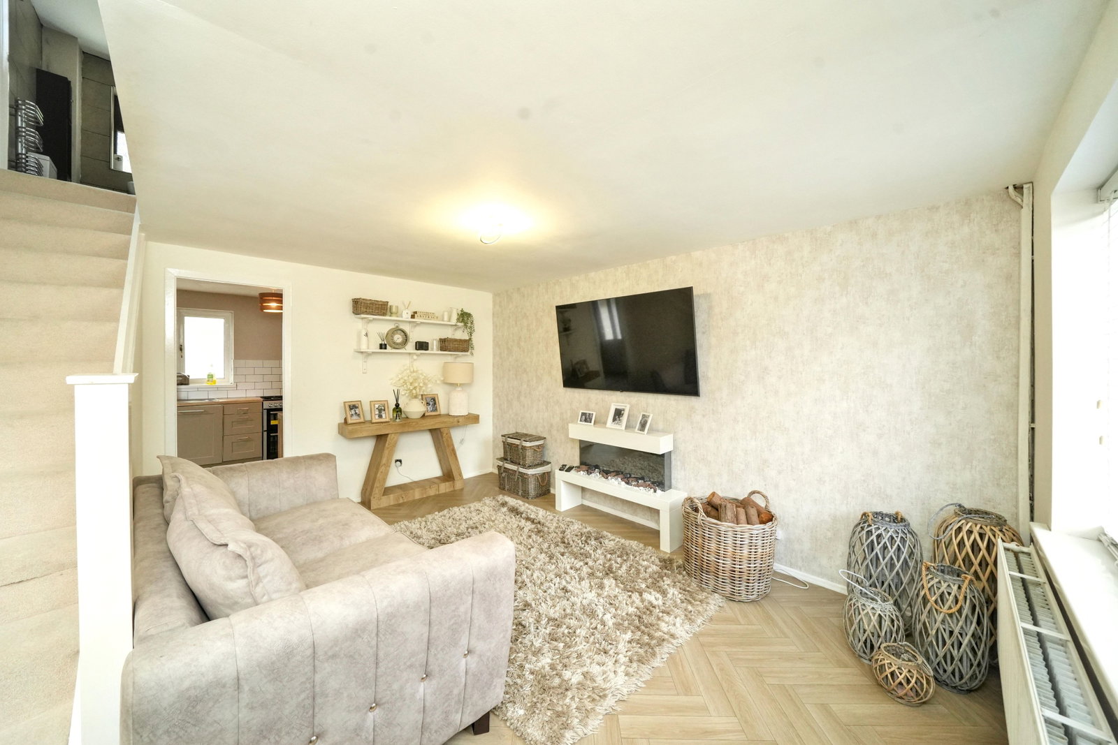 Semi Detached House for sale in Wolverhampton, The Downs, Wolverhampton, WV10 6JA