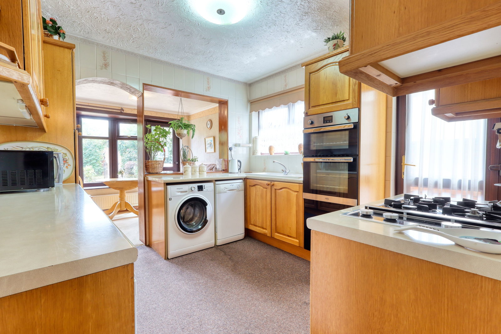 Bungalow in Rainham 2