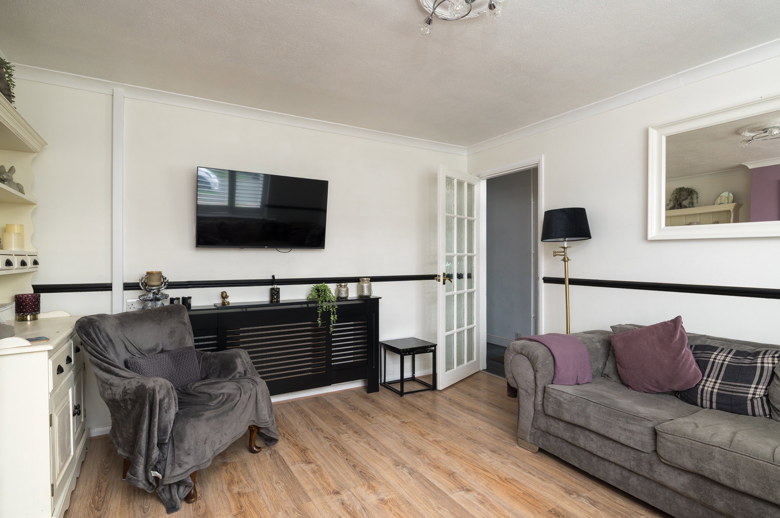 Terraced House for sale in Bedford, The Close, Thurleigh, Bedfordhire