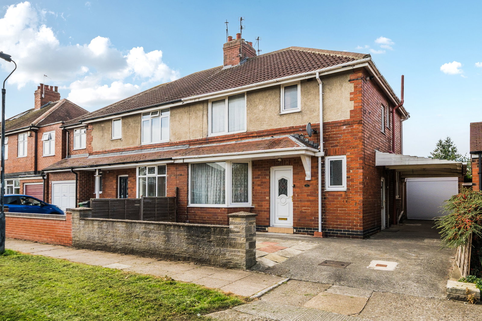 Semi Detached House for sale in York, Oakland Avenue, York, YO31 1BY, 1001 m²