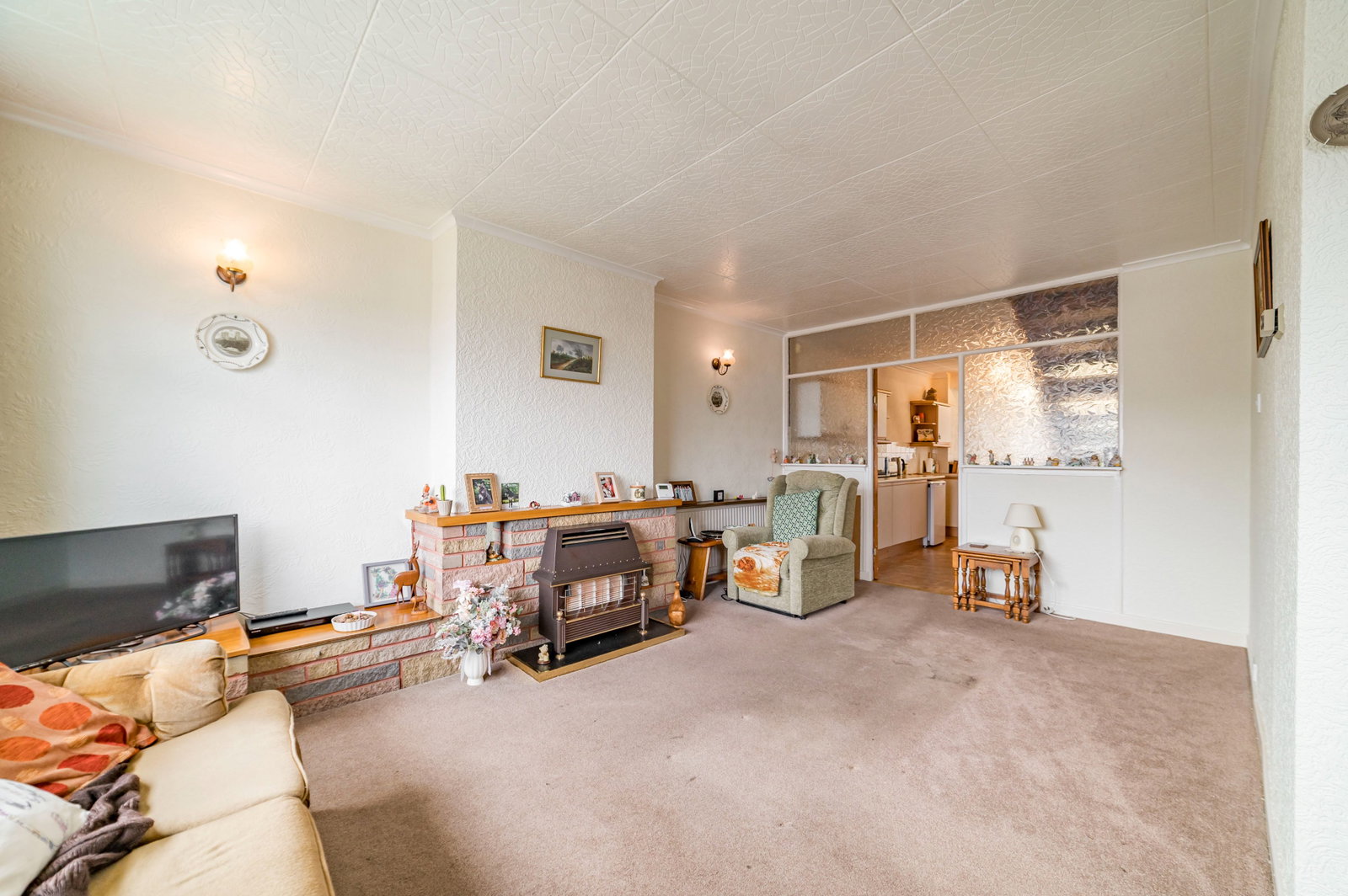 Semi Detached Bungalow for sale in Manchester, Windermere Avenue, Dane Bank, Denton, Manchester, M34 2FN