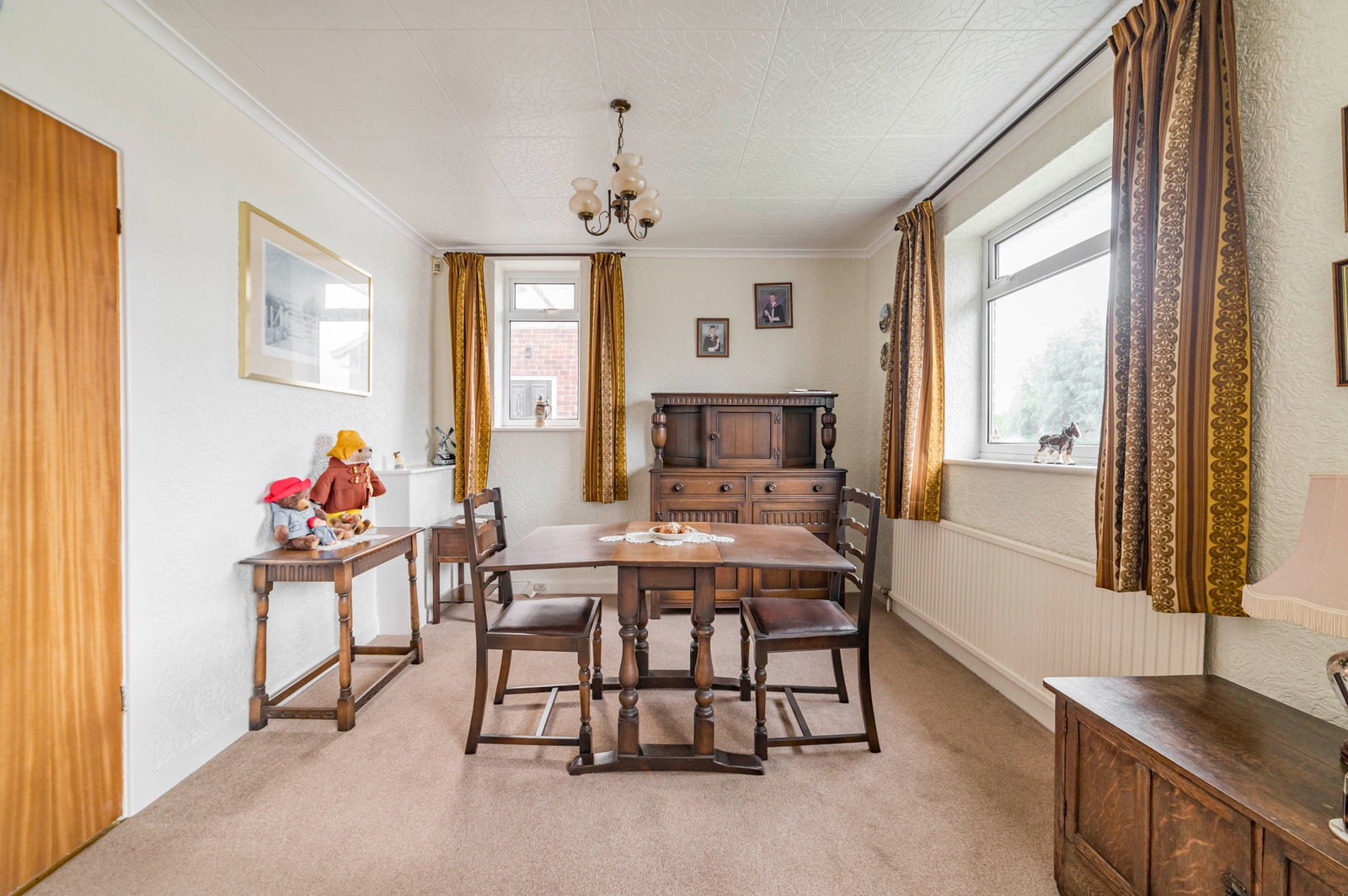 Semi Detached Bungalow for sale in Manchester, Windermere Avenue, Dane Bank, Denton, Manchester, M34 2FN