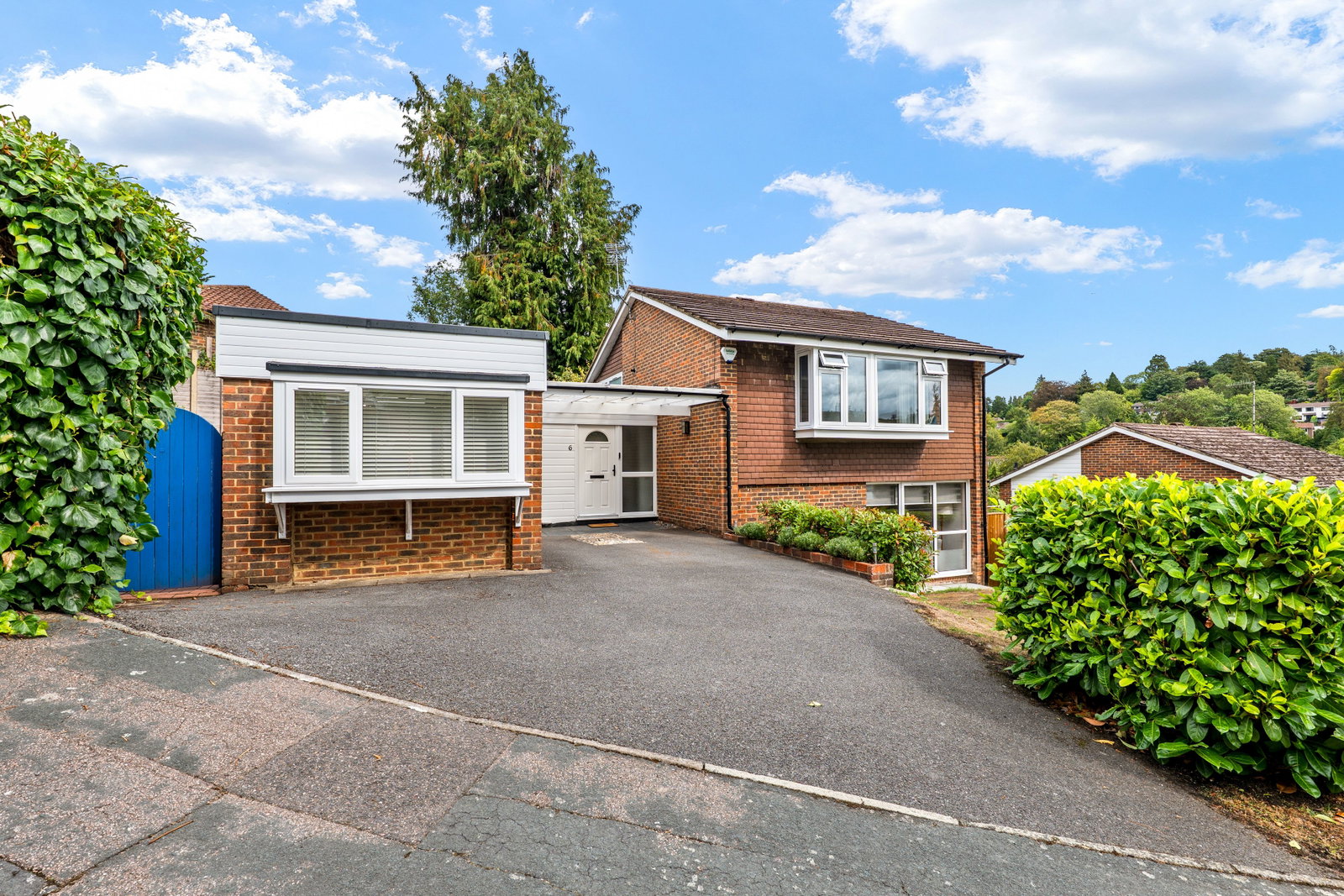 Detached House for sale in Caterham, Dunedin Drive, Caterham, CR3 6BA, 1424 m²
