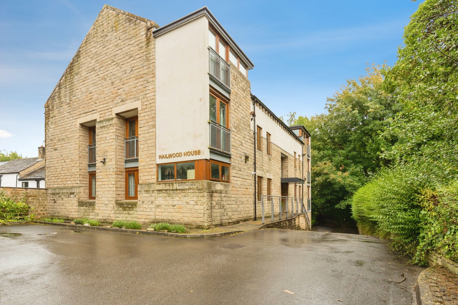 Apartment for sale in Macclesfield, Hailwood House, Bollington
