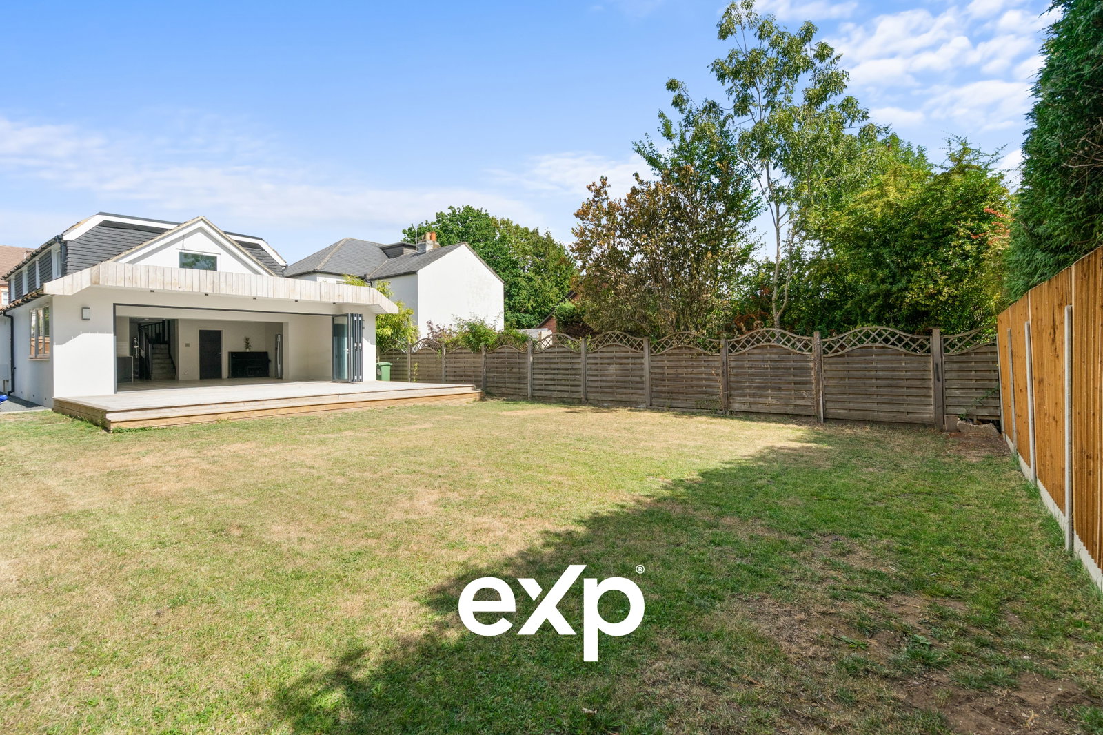 Detached House for sale in Bracknell, Broad Lane, Bracknell, RG12 9BL, 2229 m²