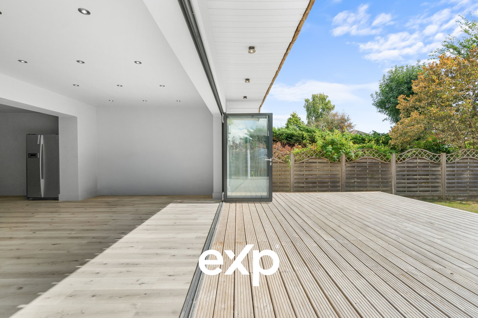 Detached House for sale in Bracknell, Broad Lane, Bracknell, RG12 9BL, 2229 m²