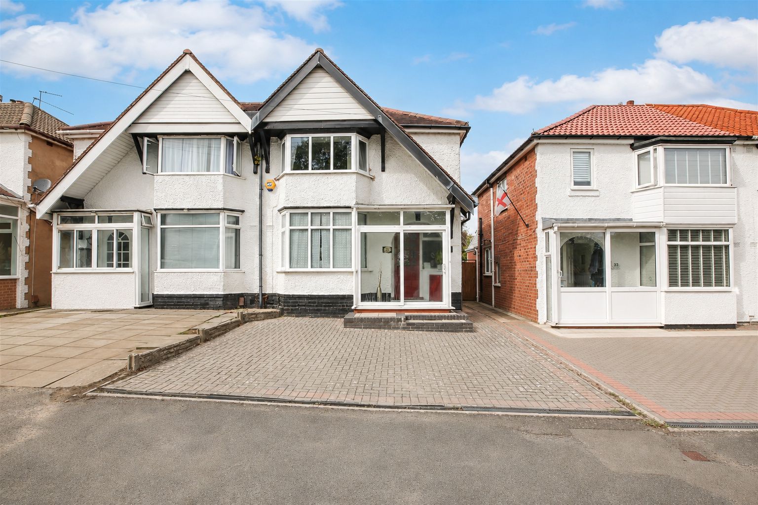 Semi Detached House for sale in Birmingham, Callowbrook Lane, Rednal, Birmingham, B45 9HW