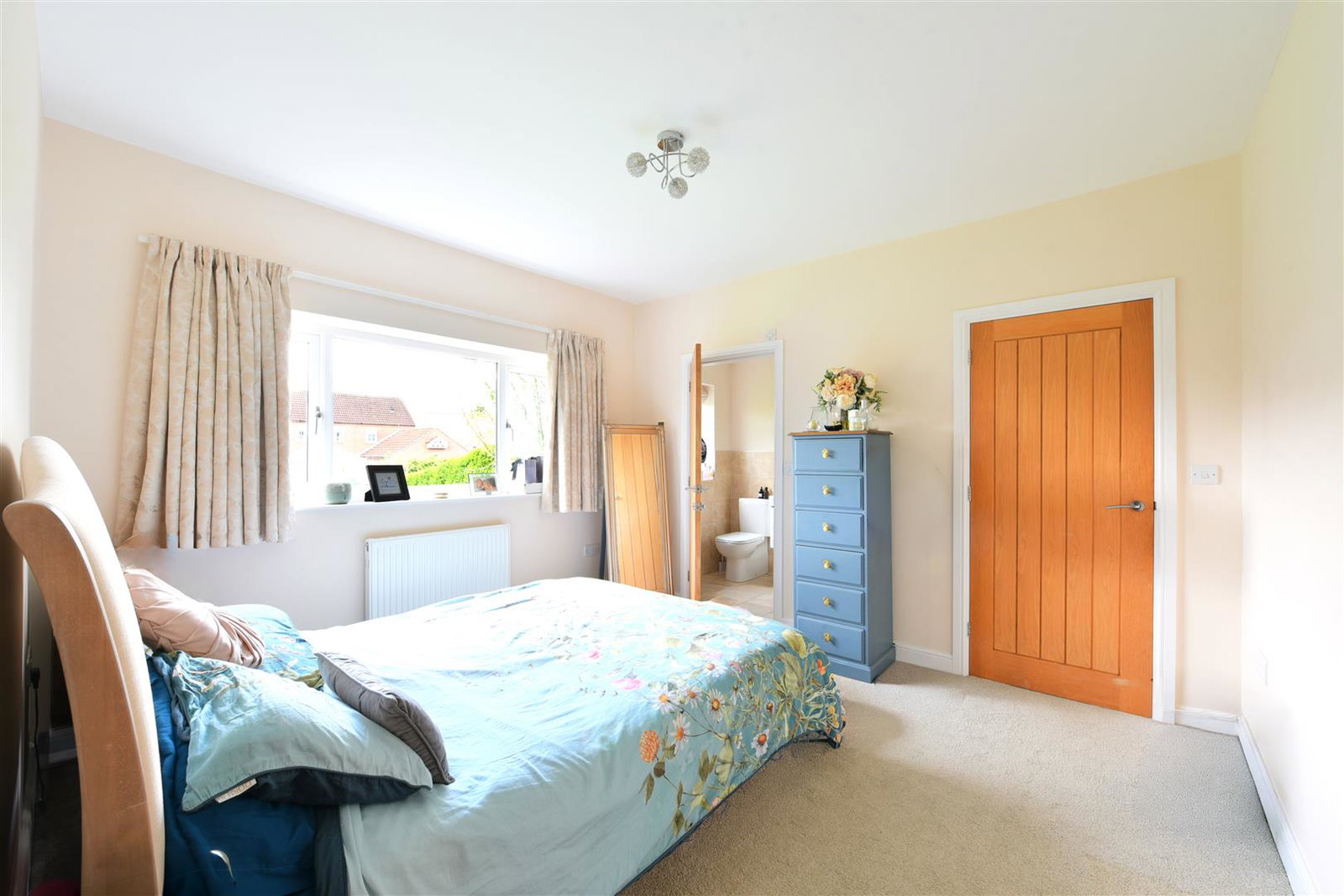 Bungalow for sale in York, Main Street, Appleton Roebuck, York, YO23 7DA, 1019 m²