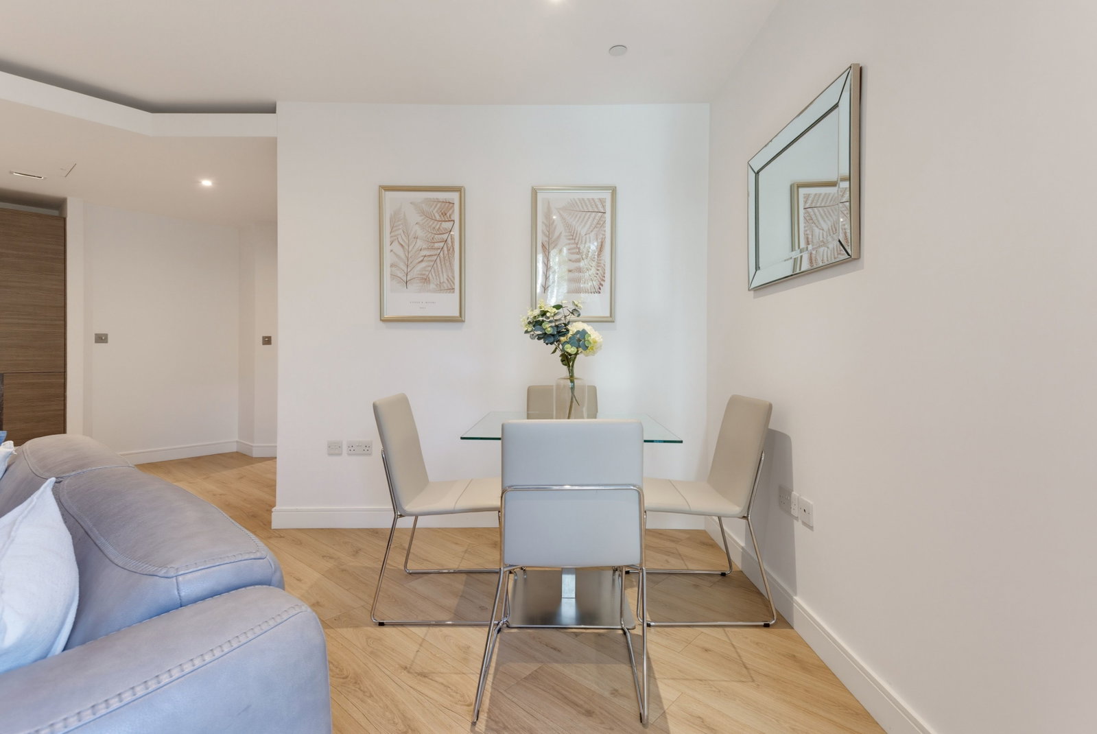 Flat for sale in London, 47 Beadon Road, London, W6 0BT, 834 m²