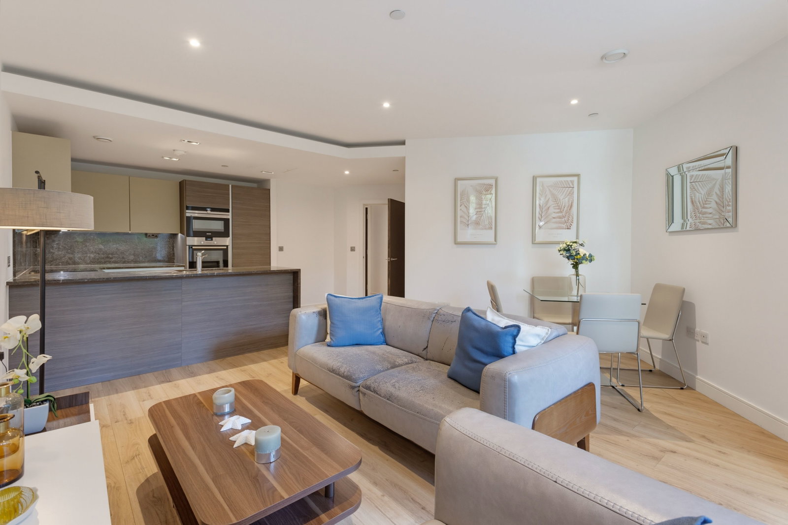 Flat for sale in London, 47 Beadon Road, London, W6 0BT, 834 m²