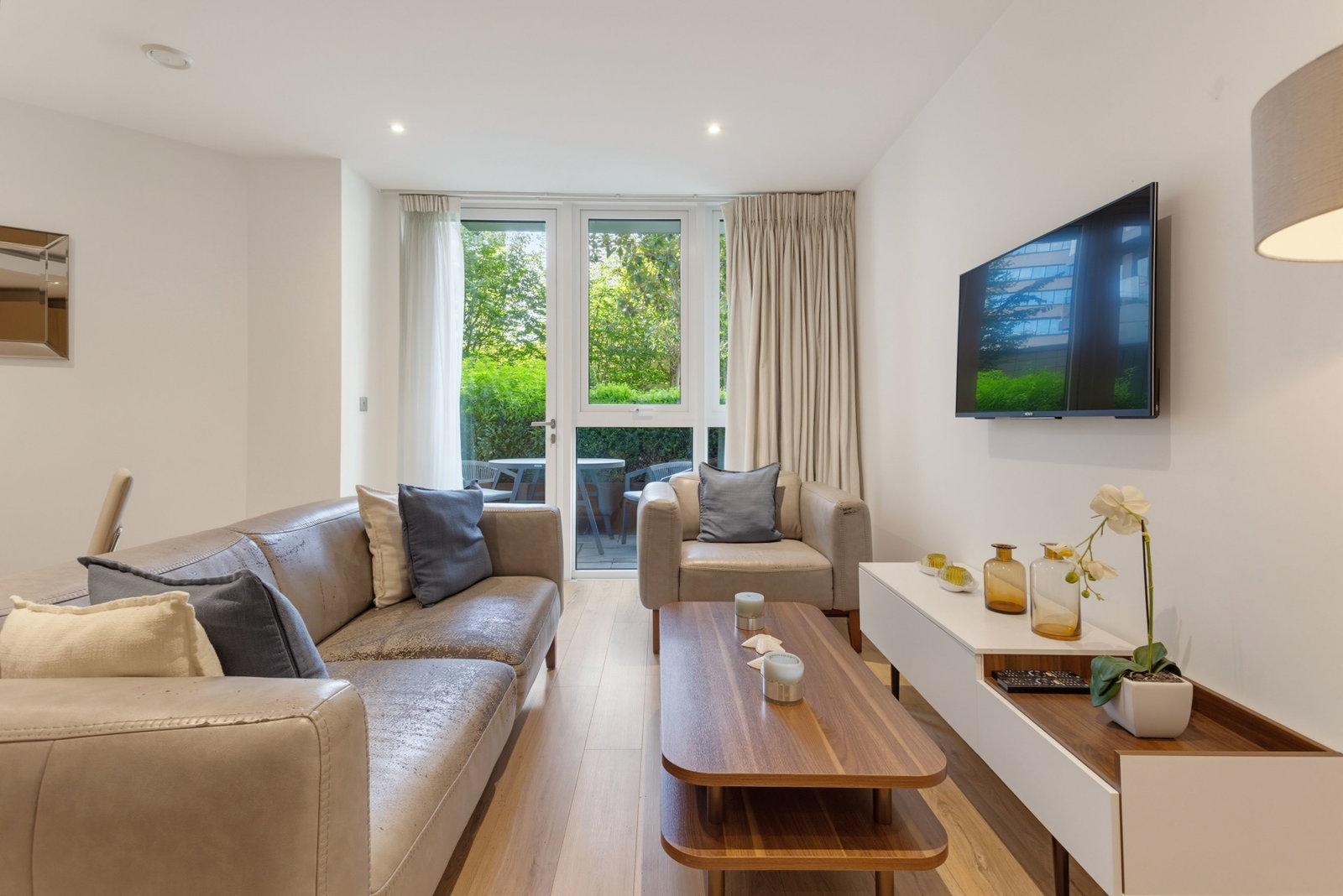 Flat for sale in London, 47 Beadon Road, London, W6 0BT, 834 m²
