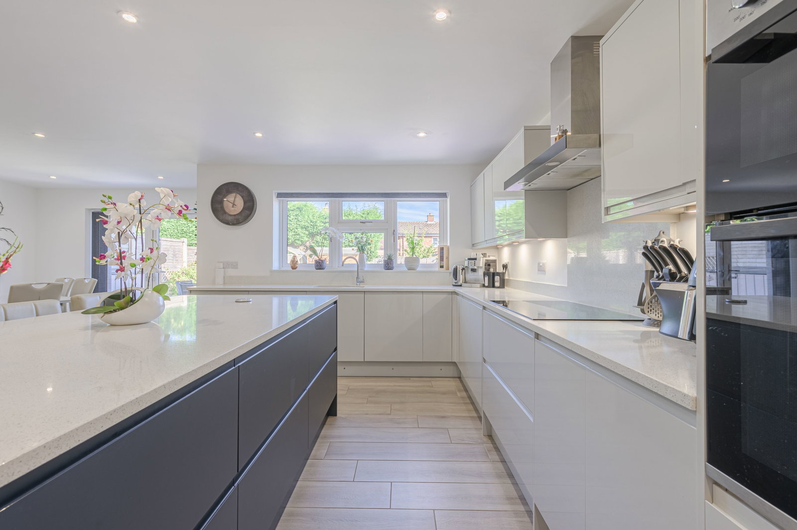 Detached House for sale in Cannock, Cannock Road, Heath Hayes, 1938 m²