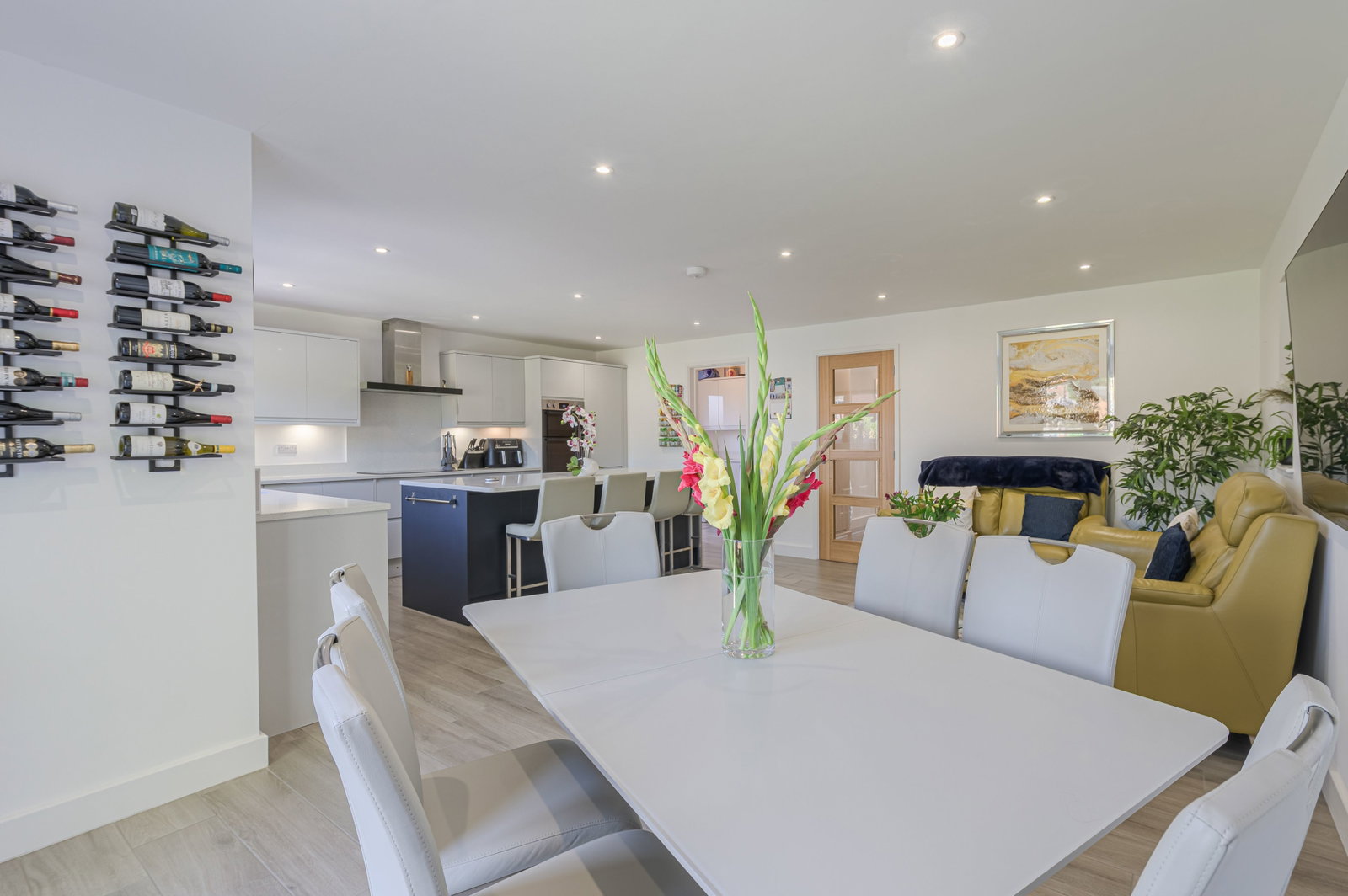 Detached House for sale in Cannock, Cannock Road, Heath Hayes, 1938 m²