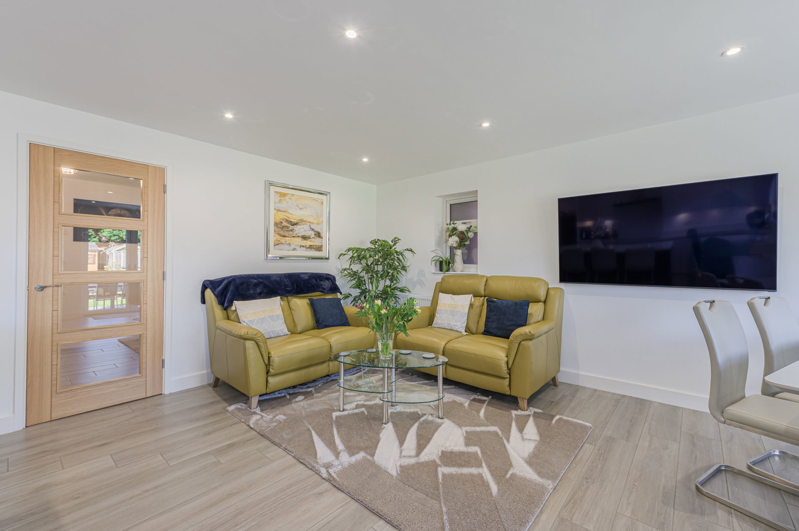 Detached House for sale in Cannock, Cannock Road, Heath Hayes, 1938 m²