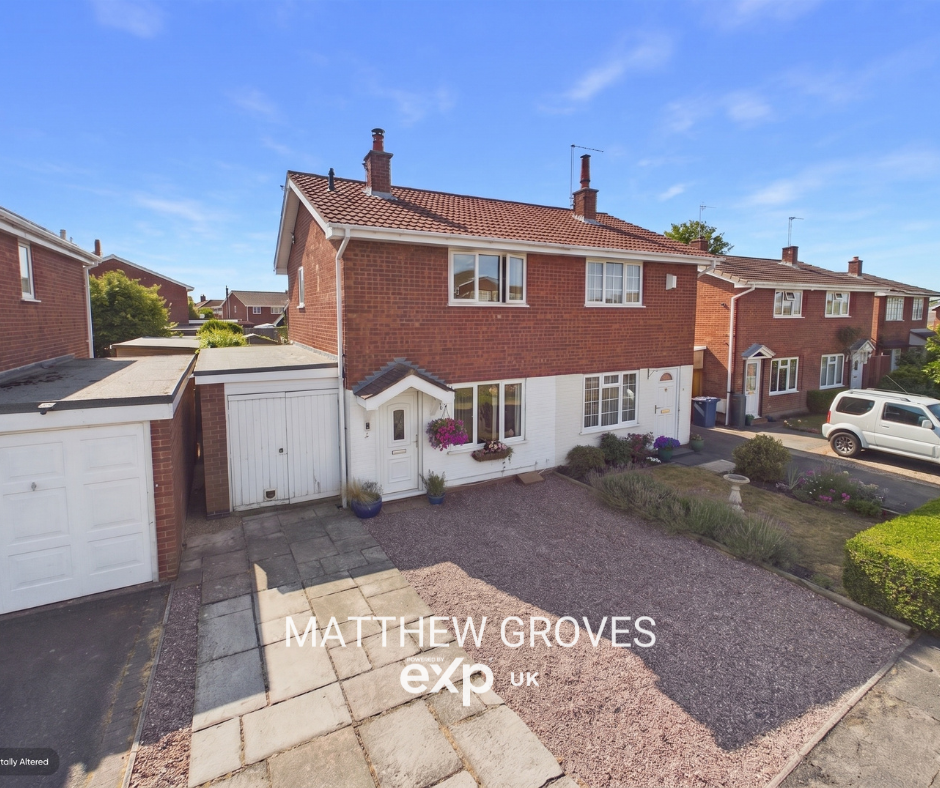 Semi Detached House in Stafford