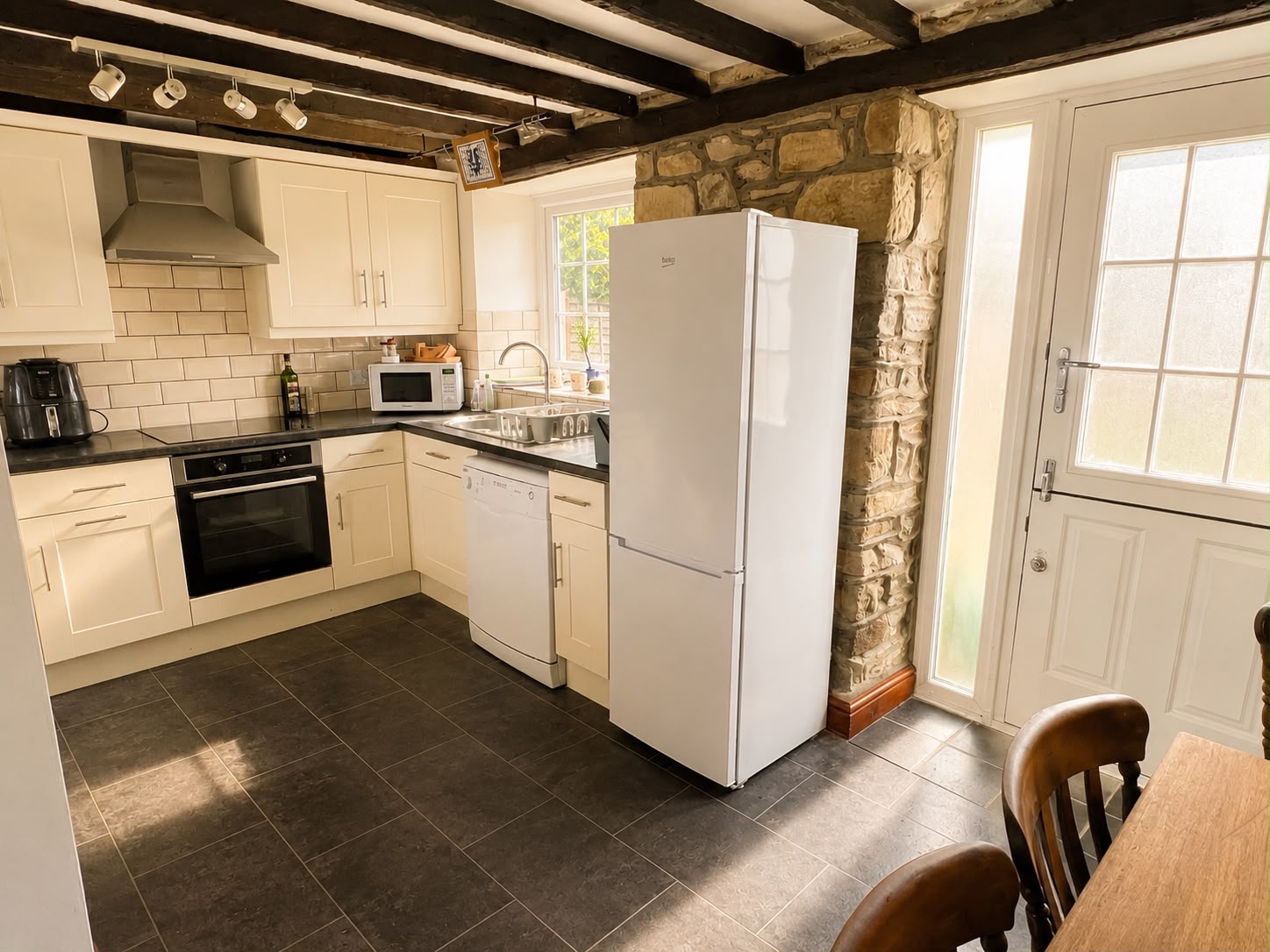 Semi Detached House in Plwmp