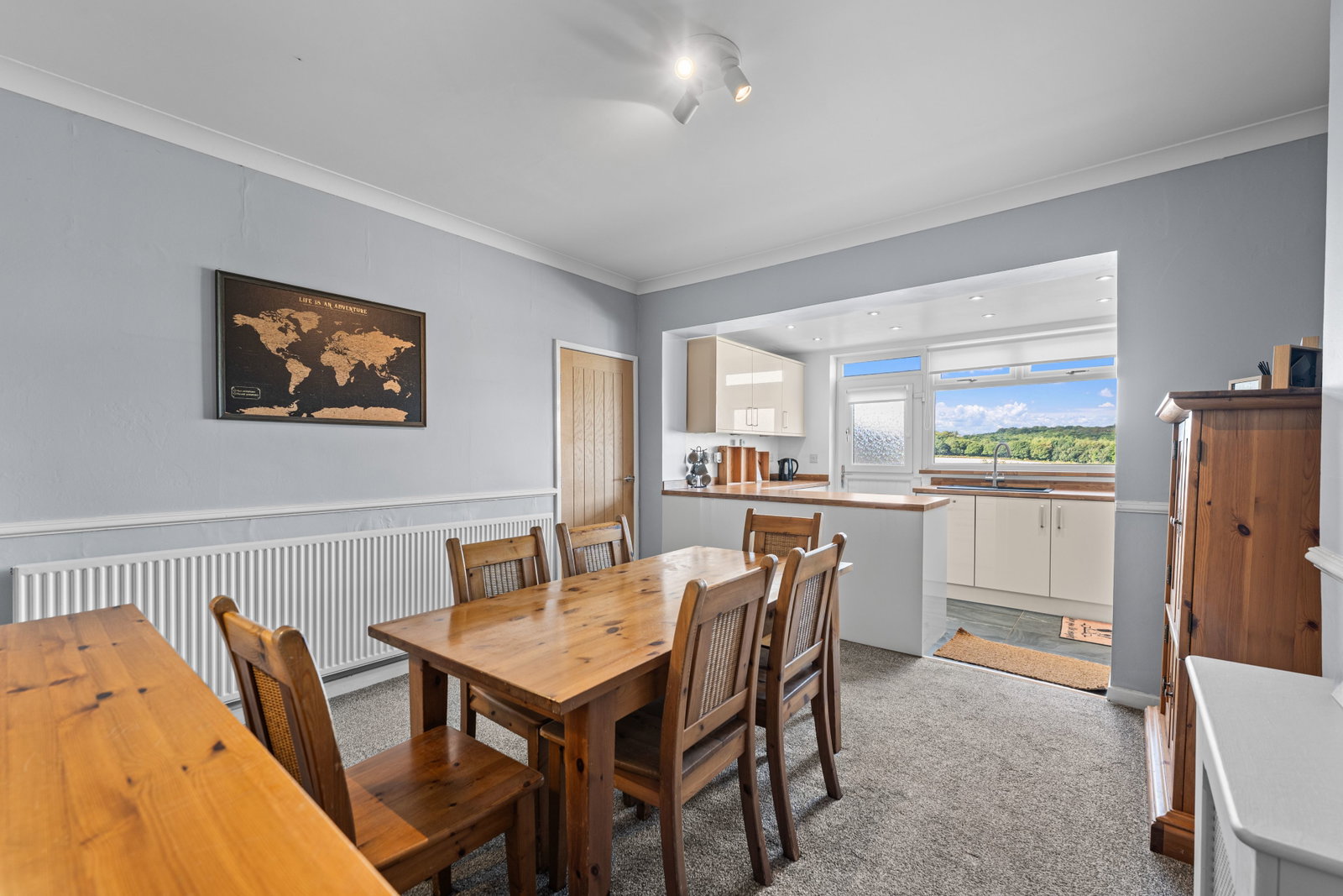 Semi Detached House for sale in Barnsley, Windmill Road, Wombwell, S73, 840 m²