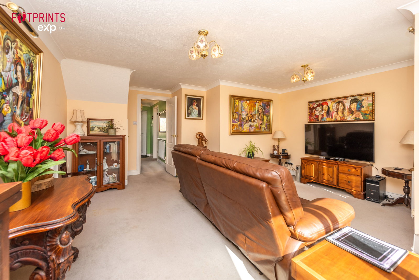 Detached House for sale in Broadstairs, Mariners Lea, Broadstairs, CT10 2QB
