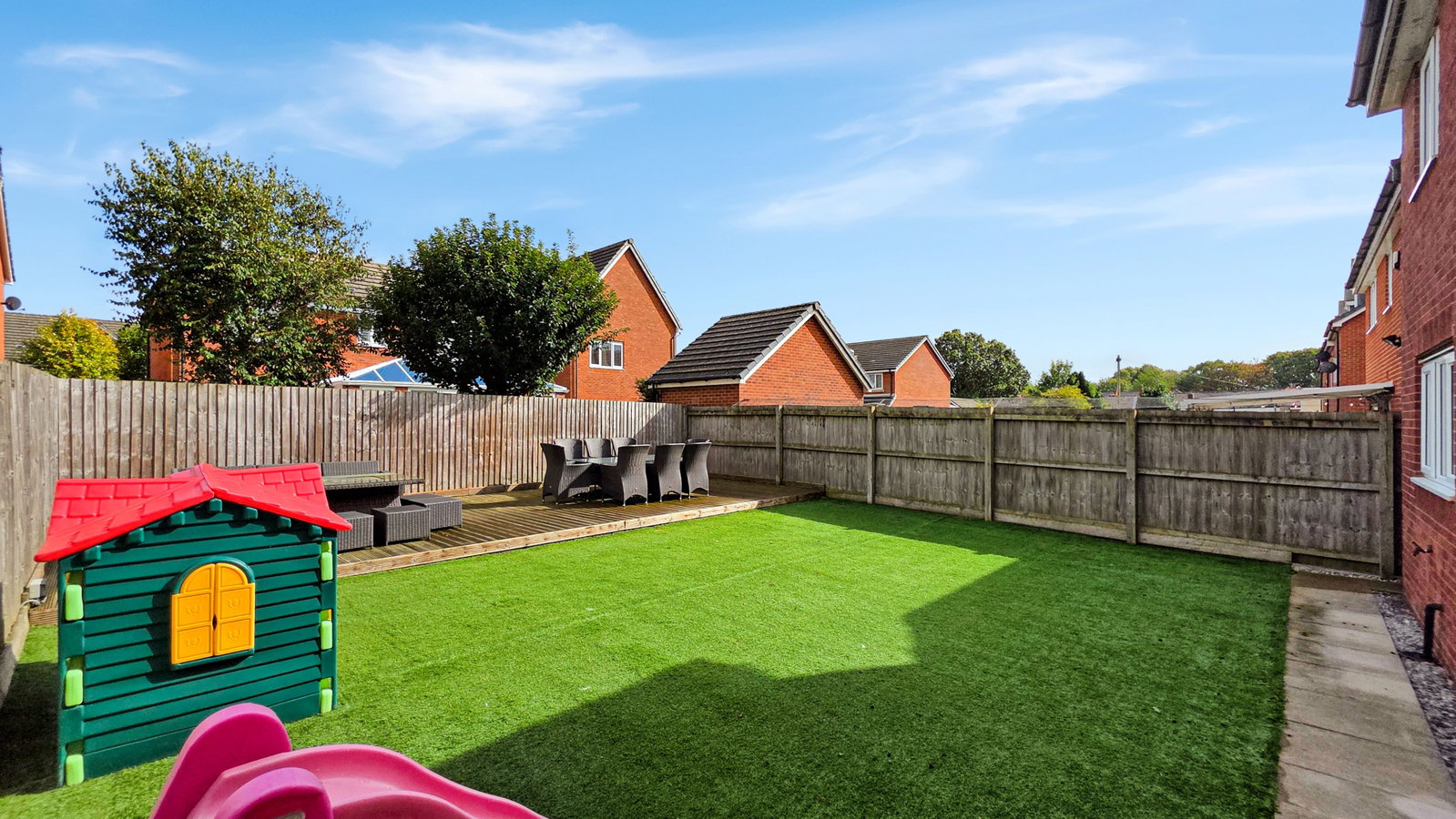 Detached House for sale in Manchester, Moss Lane, Walkden M28 3NF