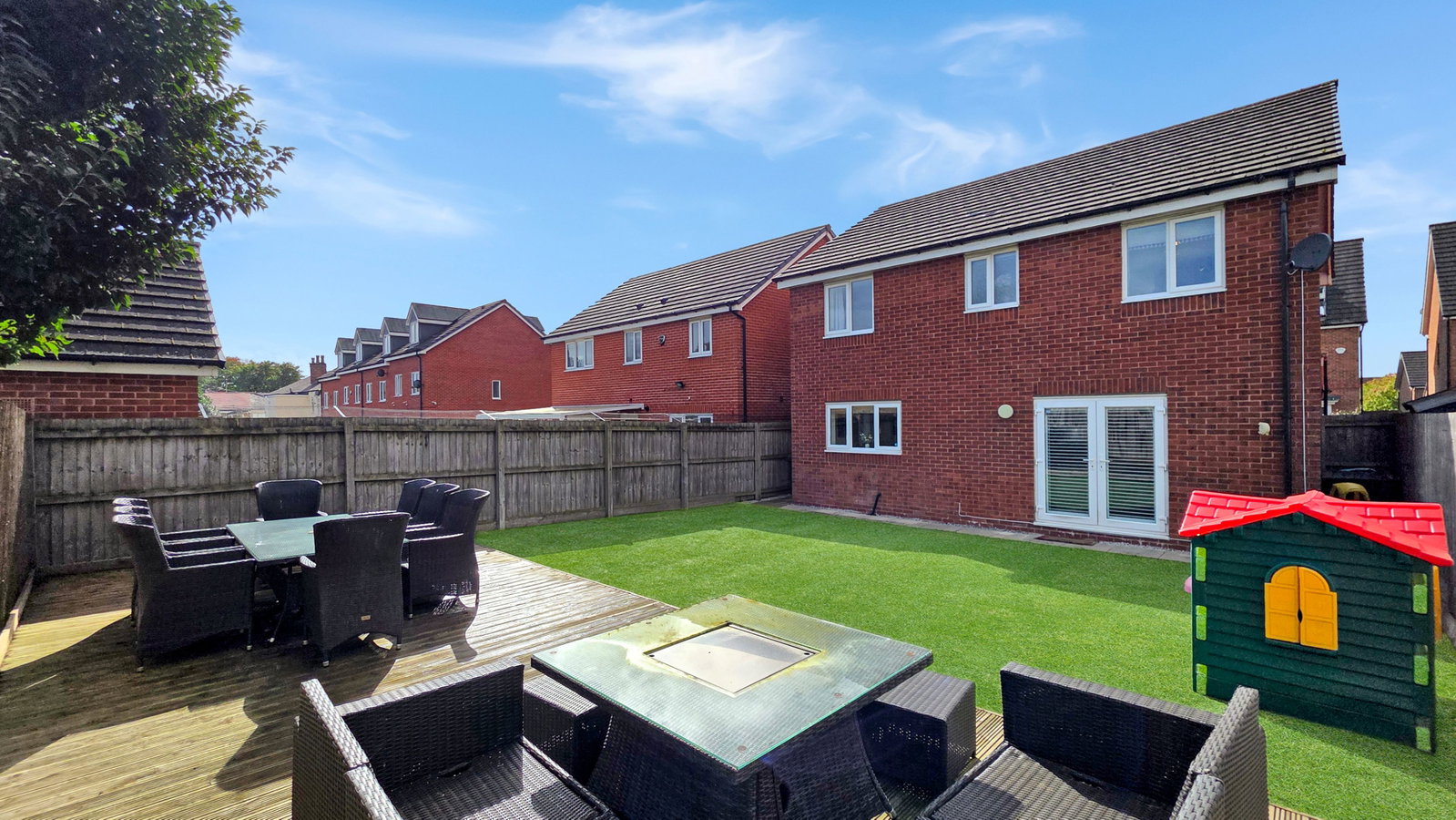 Detached House for sale in Manchester, Moss Lane, Walkden M28 3NF