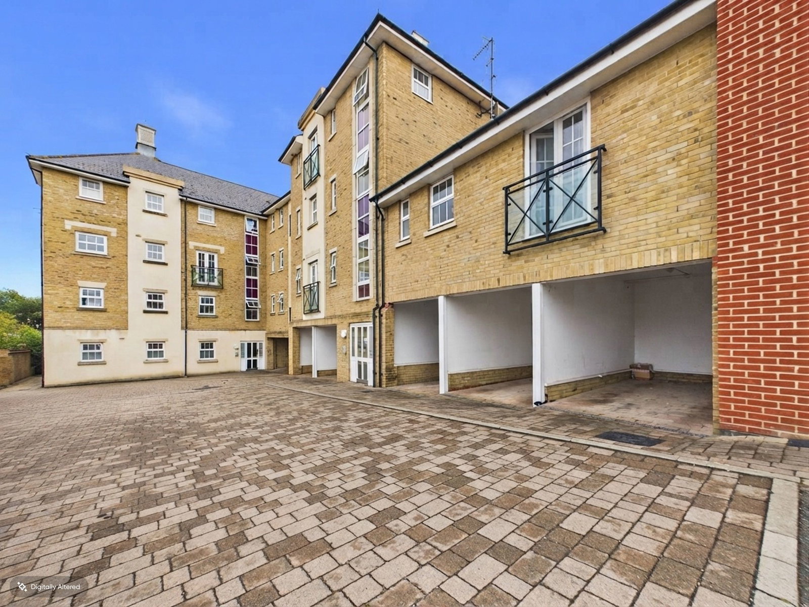 Apartment for sale in Chelmsford, Chelwater, Great Baddow, Chelmsford, CM2 7UR