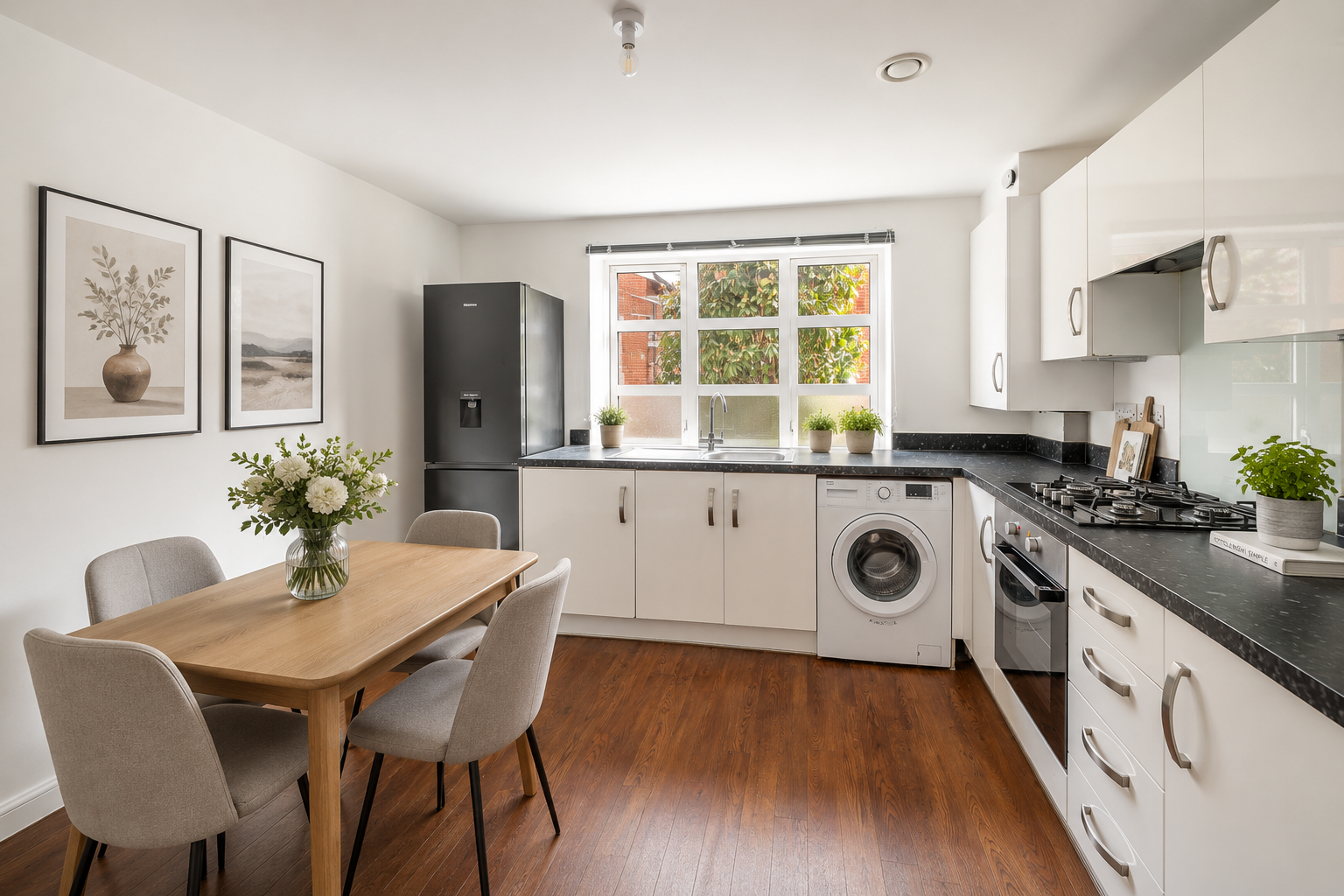 Link Detached House for sale in Mitcham, Furlong Avenue, Mitcham, CR4 3GF, 609 m²