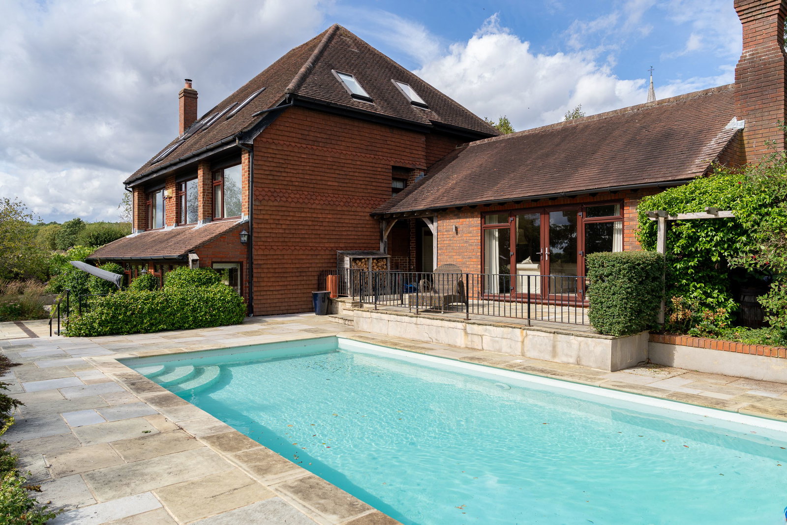 Detached House for sale in Lingfield, Crowhurst Lane, Crowhurst