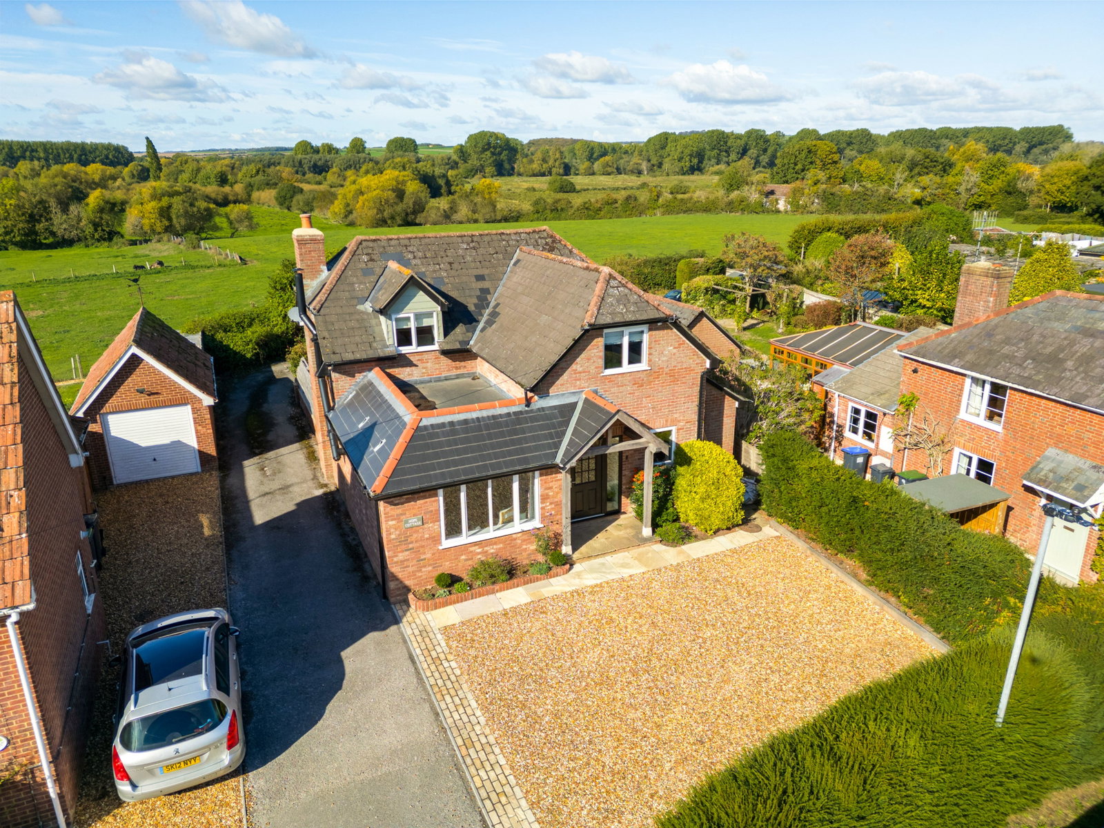 Detached House for sale in Salisbury, Barford Lane, Downton, Salisbury, SP5, 1538 m²