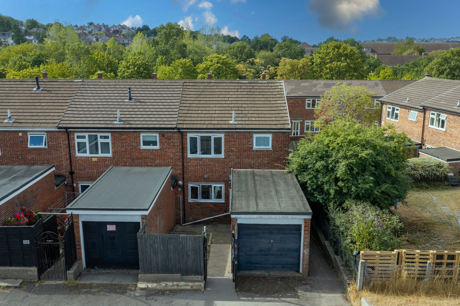 End Of Terrace House for sale in Newport, Old Barn Estate, Newport, NP19 7BR, 915 m²