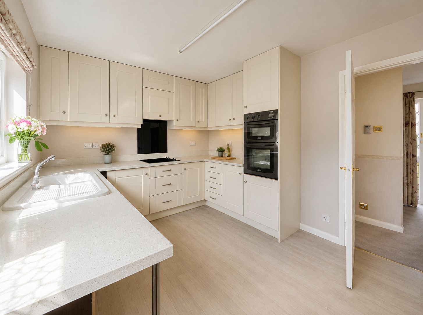 Bungalow for sale in York, Barley Rise, Strensall, York, YO32 5AA, 1031 m²