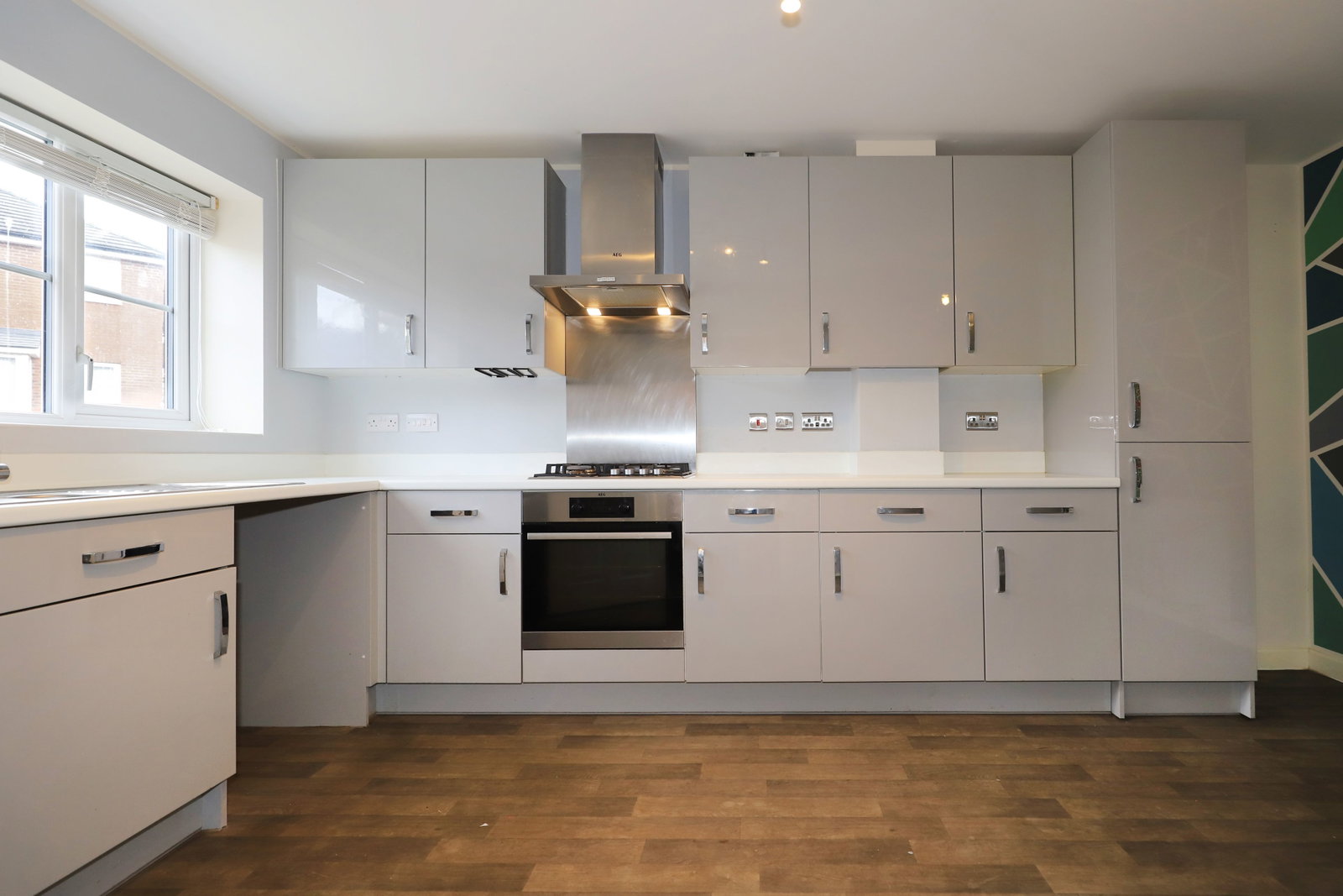 Semi Detached House for sale in Dudley, Bull Street, Dudley, DY1 2DD, 877 m²