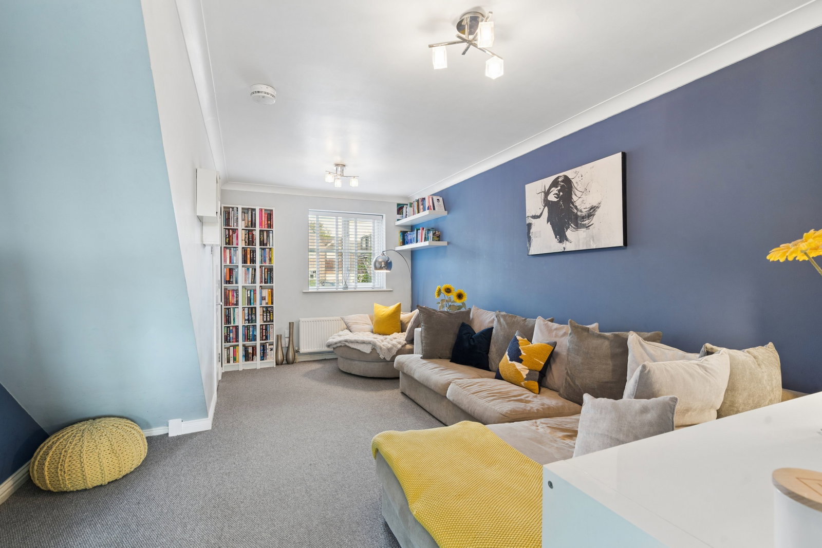 End Of Terrace House for sale in Rickmansworth, Neild Way, Rickmansworth, WD3 8RW, 1693 m²
