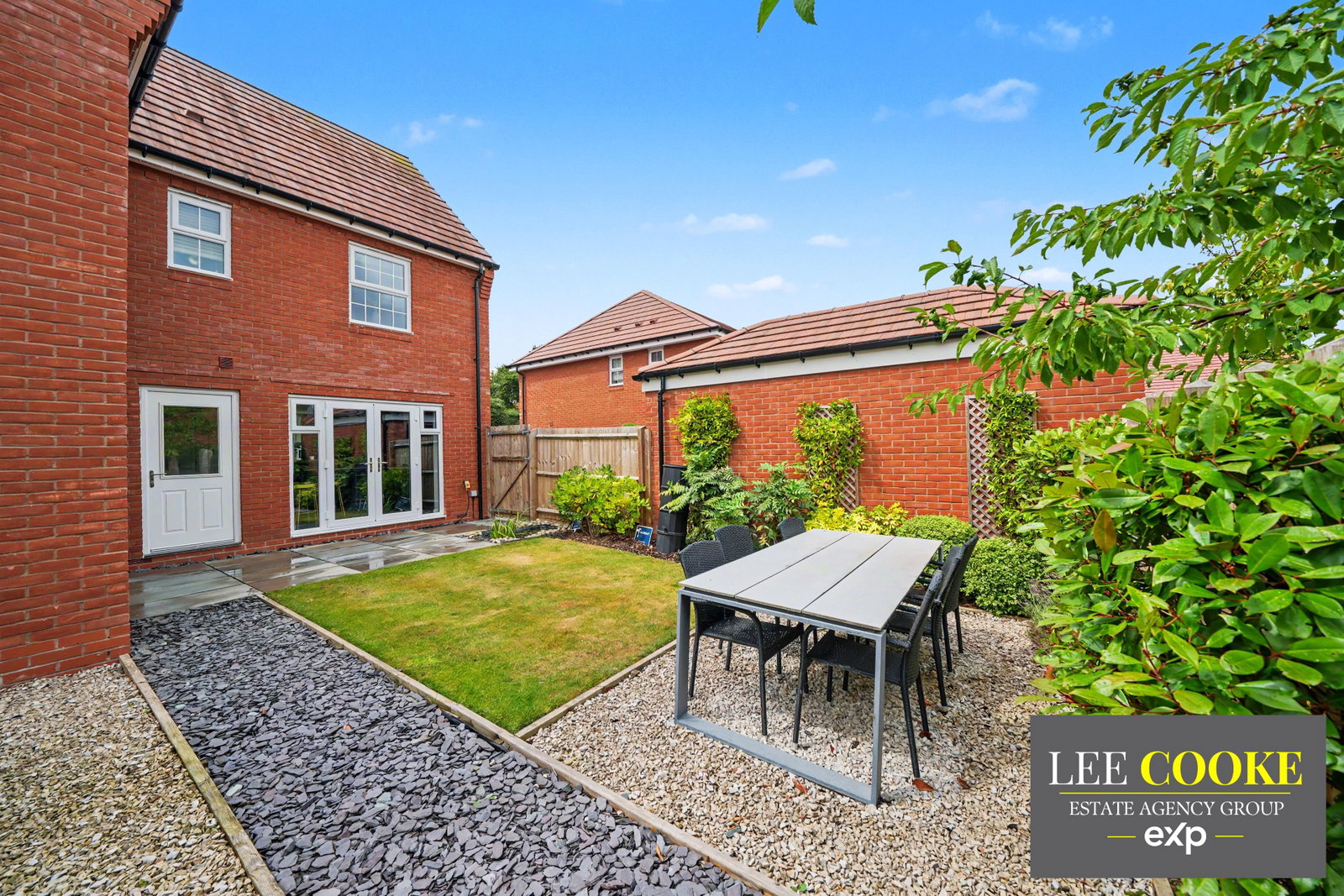 Detached House in Shrewsbury 5