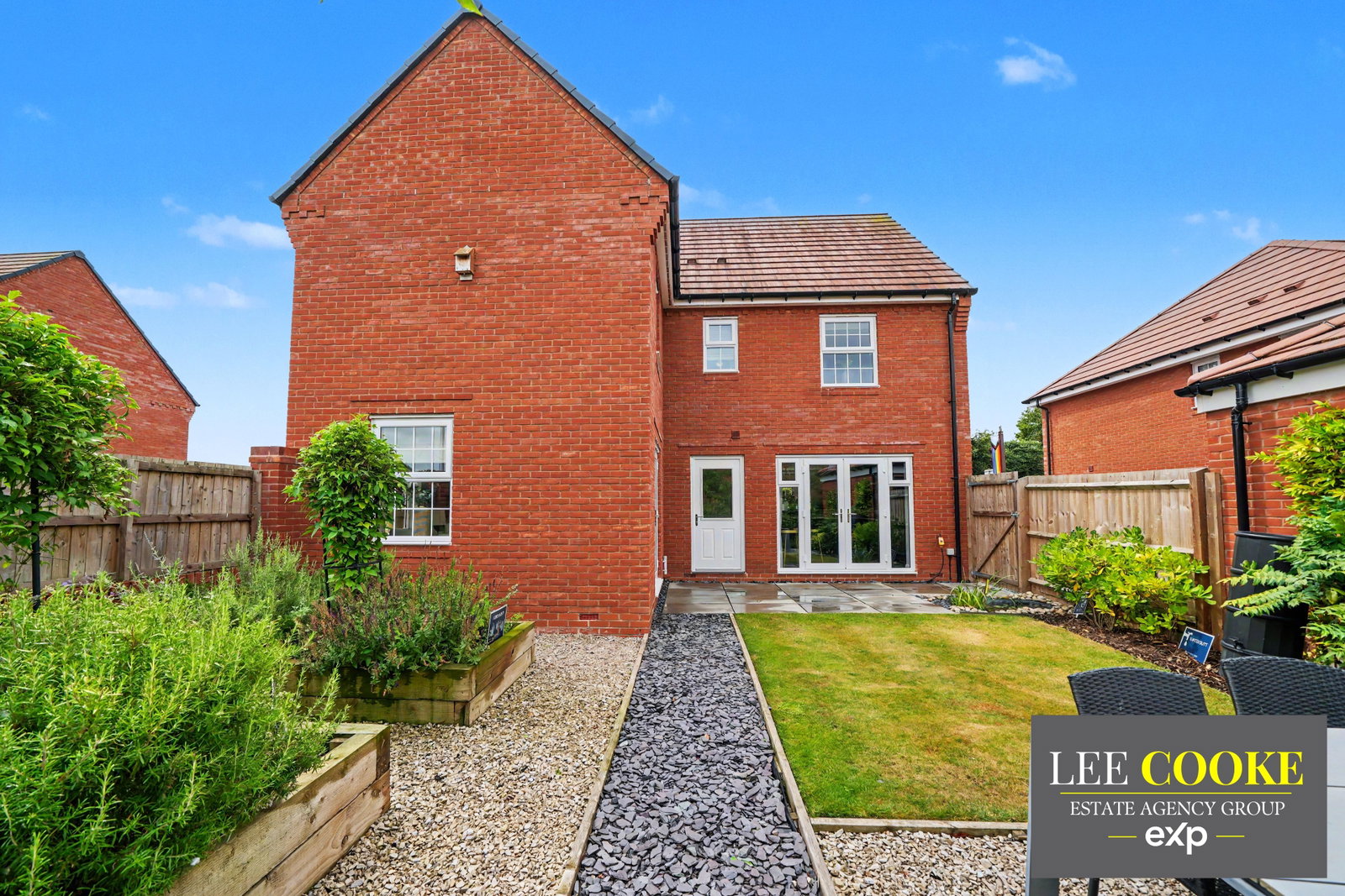 Detached House in Shrewsbury 3